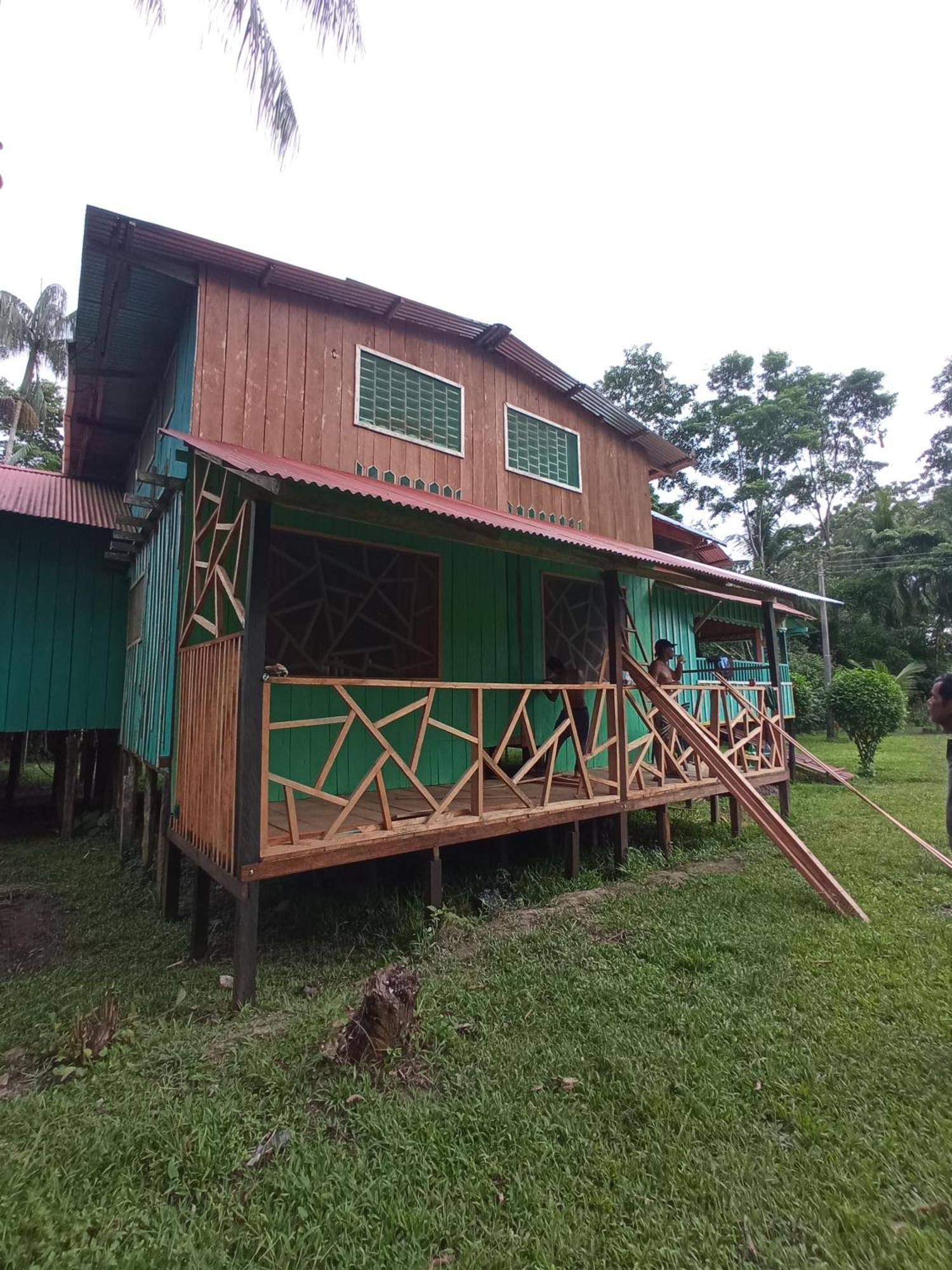 Hostal Buho Amazonas Tours 莱蒂西亚 外观 照片